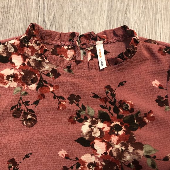 Orange Creek Floral Blouse - Picture 2 of 4